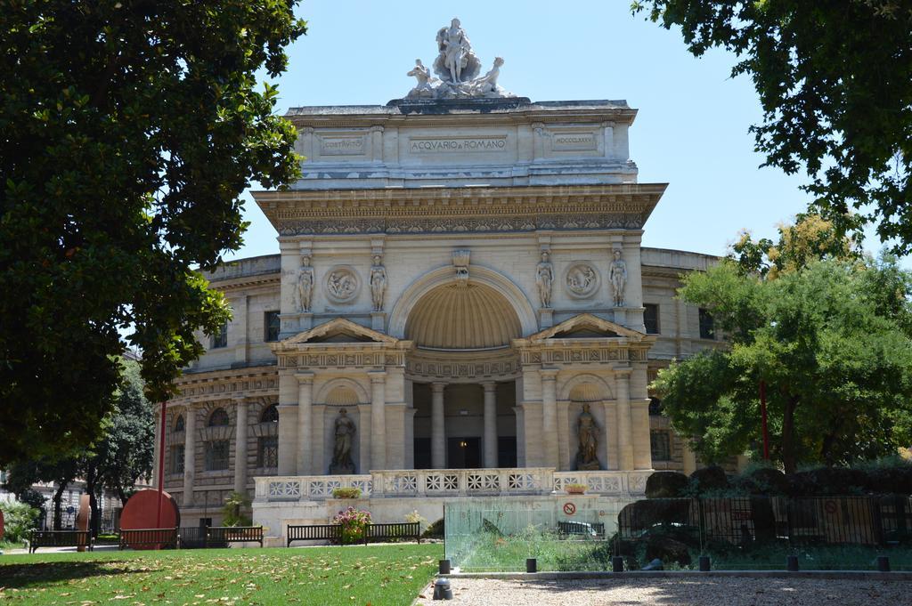 Luxury Apartment In Rattazzi Roma Exterior foto